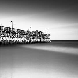Garden City Pier BW III by Ivo Kerssemakers